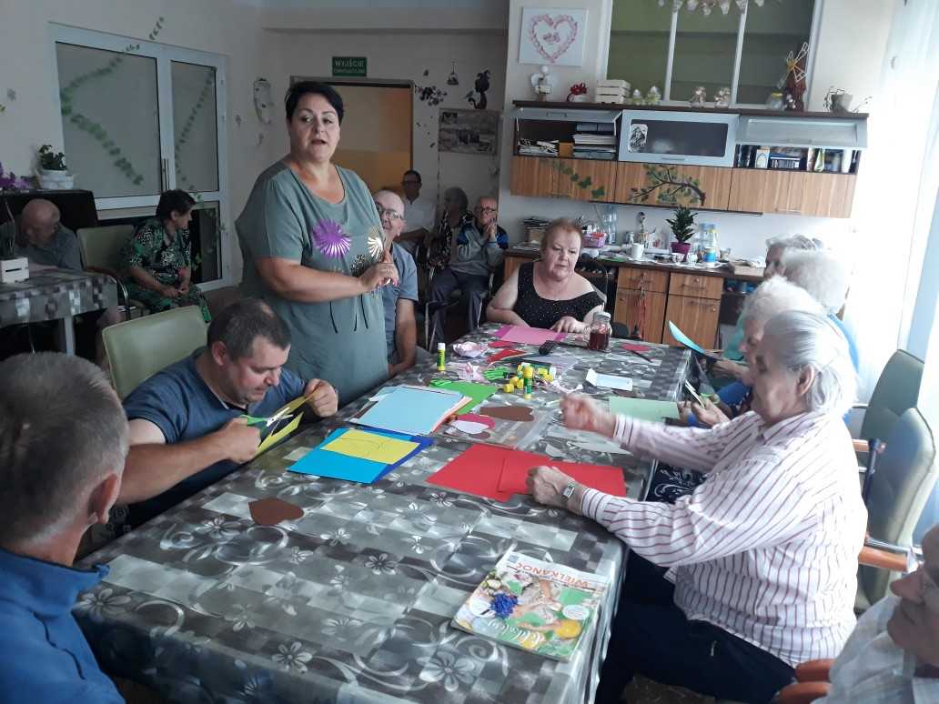 warsztaty artystyczne w DPS