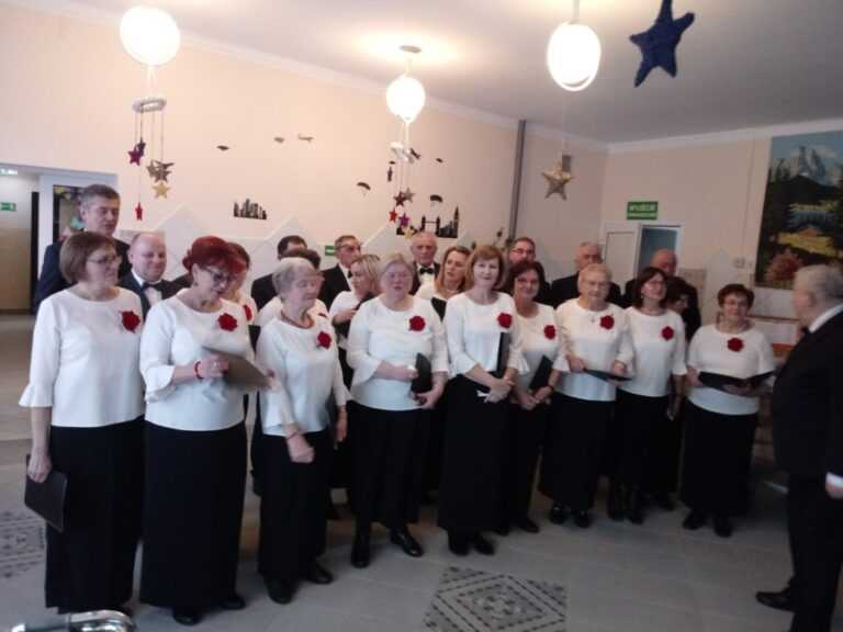 Kolędowanie z chórem działającym przy Bazylice Mniejszej w Gorlicach