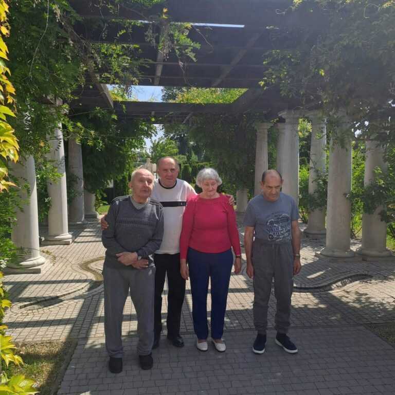 Wycieczka do Stara Wieś zwiedzanie „Ogrodów biblijnych”